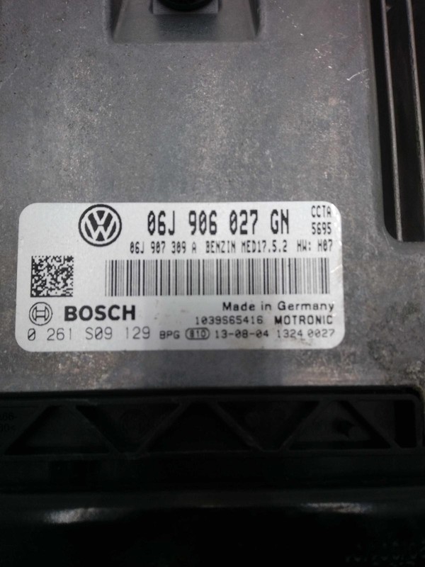 2014 Volkswagen Tiguan Engine Control Module ECM 06J906027GN Black Used