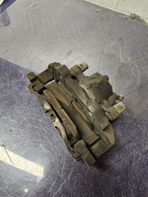 Passenger Right Caliper Front Fits 14-20 TRANSIT CONNECT