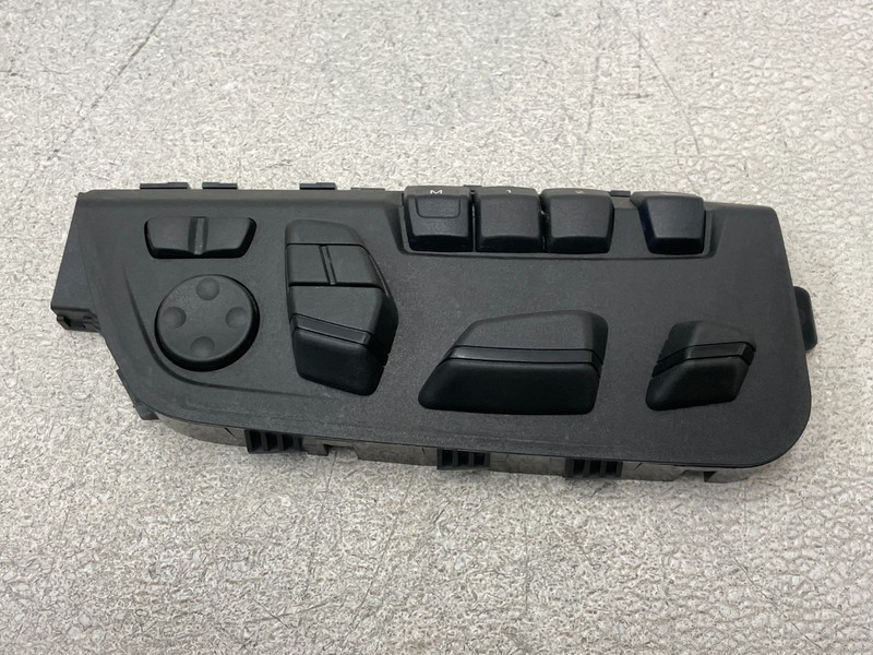 13 14 15 F12 BMW M6 Front Right Passenger Seat Adjustment Switch Black OEM 1660