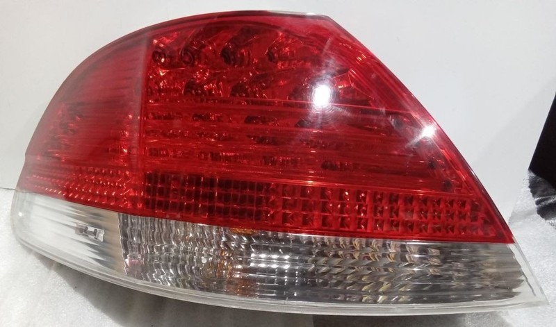 2006-2008 BMW 750i 760i B7 50192 LH Driver LED Taillight 63216938515