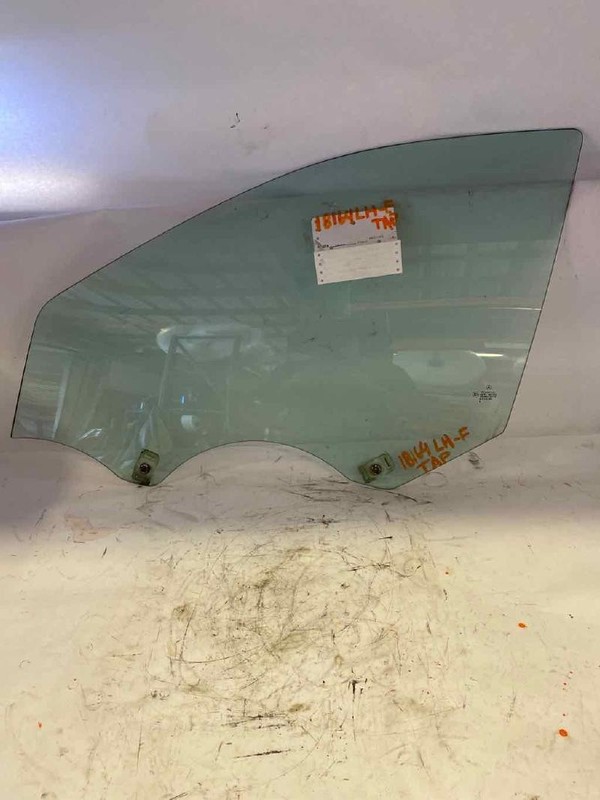 Front Door Glass/window MERCEDES C240 Left 01 02 03 04