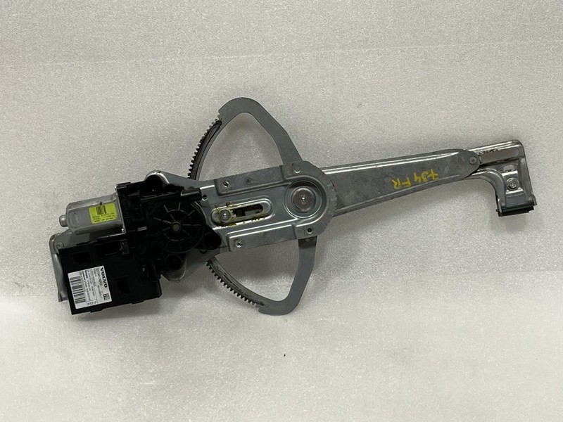 2009 2010 2011 2012 2013 VOLVO C30 RIGHT DOOR WINDOW REGULATOR + MOTOR 30784510