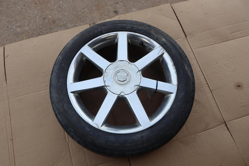 2004-2008 CADILLAC XLR WHEEL RIM TIRE 235/50 R18 97W R18X8 ET61 7 SPOKE OEM
