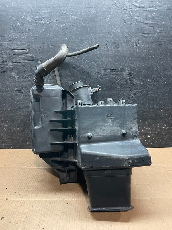 2011-2016 Ford F250 F350 Engine Coolant Reservoir Tank Air Cleaner Box y1736 DG