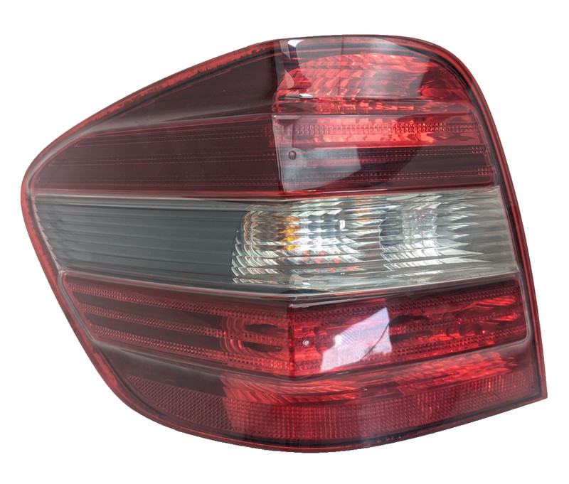 06-08 Mercedes W164 ML63 AMG ML350 Rear Left Side Taillight Tail Light Lamp