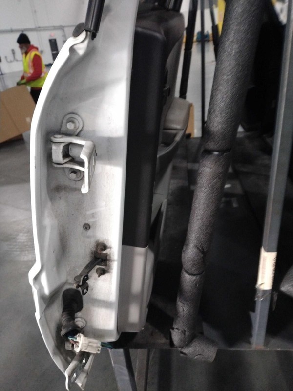 2005 Chevrolet Equinox Rear Right Door White 4DR SUV Used OEM Part 244239
