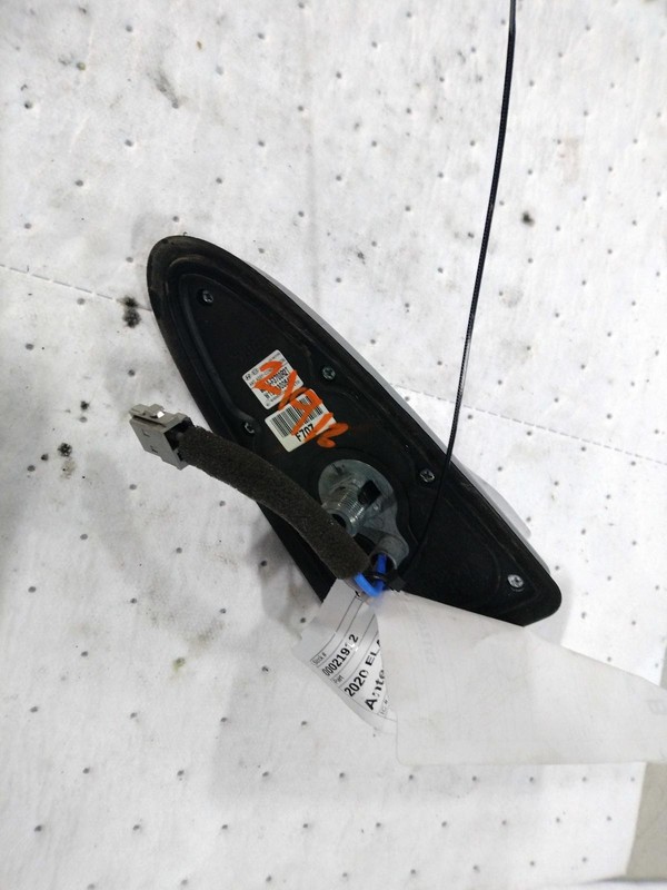 2020 Hyundai Elantra Silver Roof Shark Fin Antenna - Used, 91K Miles