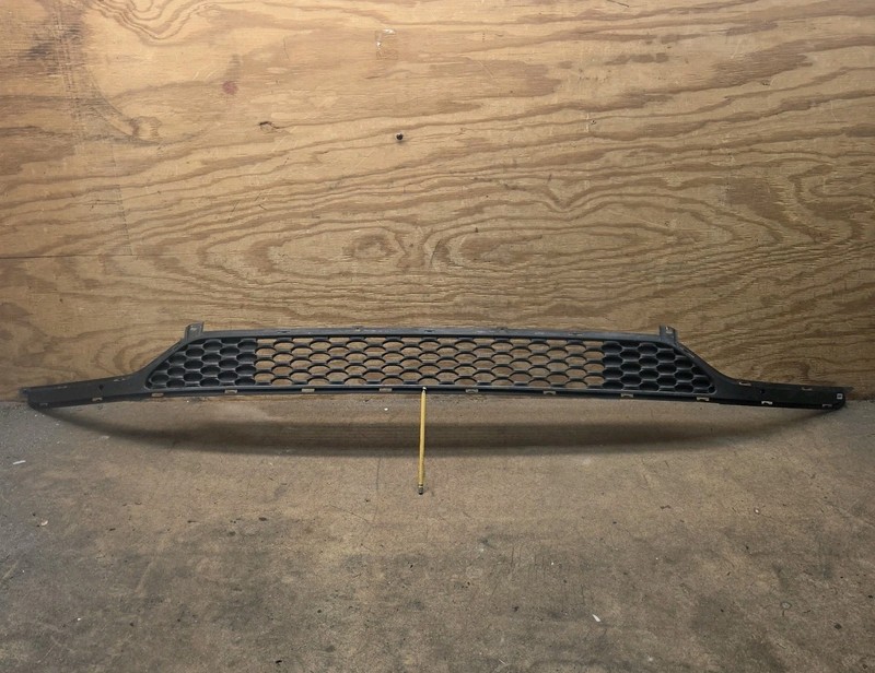 2014 2015 2016 Kia Forte Front Bumper Lower Grille OEM *