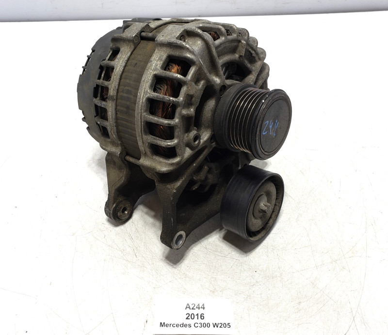 ✅ 15-20 OEM Mercedes W205 C300 C350e GLC300 2.0L Engine Alternator Generator