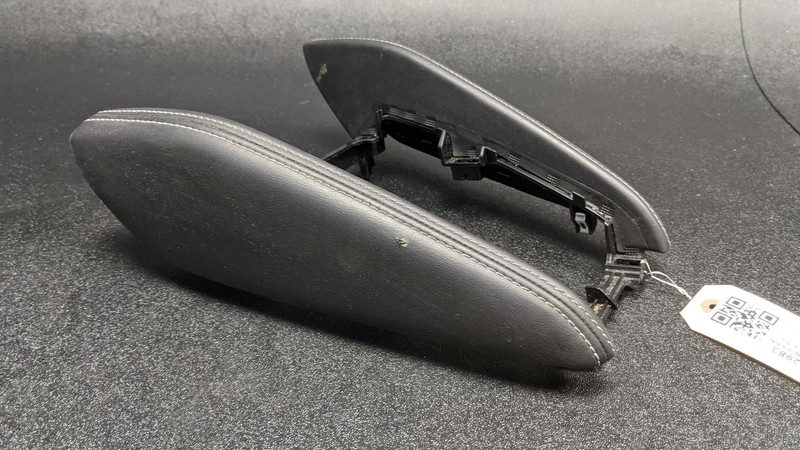 Center Console Shifter Bezel Trim Panel 2019 Nissan Kicks 96913-5RL1A 2018 2020