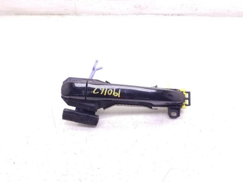 10-18 TOYOTA PRIUS V THREE 1.8L DRIVER SIDE REAR (EXTERIOR) DOOR HANDLE
