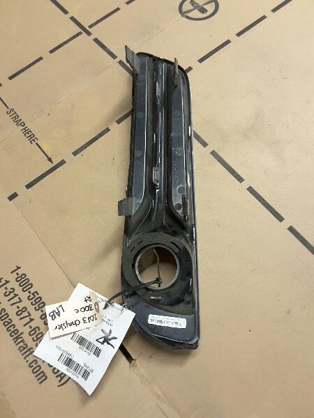 11 12 13 14 CHRYSLER 300 FRONT BUMPER ASSY 140709