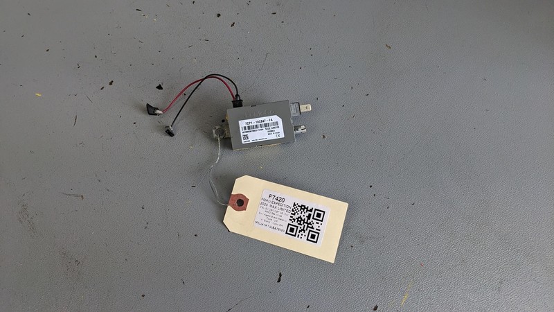 Antenna Amplifier 2020 Ford Expedition 7CP1-18C847-FA 2018 2019 2021