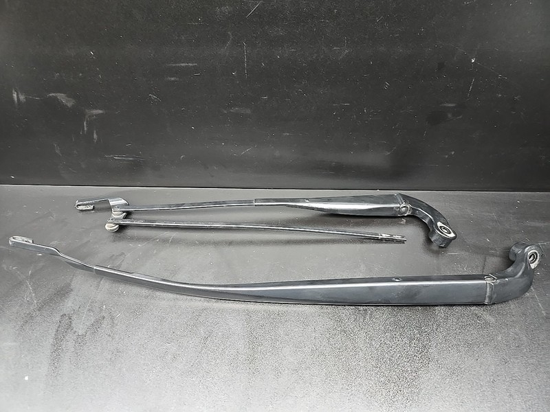 2007-2017 LEXUS LS460 WINDSHIELD WIPER ARM SET X2 OEM