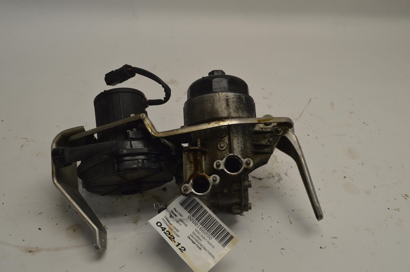 2006-2010 BMW M6 5.0L V10 ENGINEL OIL FILTER HOUSING W/ AIR INJECTION PUMP OEM