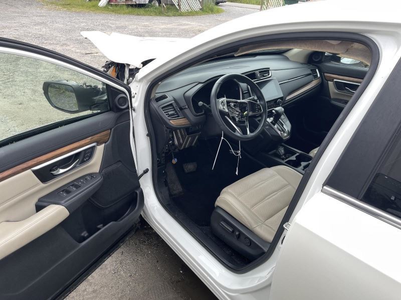 2017-2022 HONDA CR-V RIGHT A-PILLAR WHITE PC:NH603PX 1.5L AWD 80K -EX-L- 57517