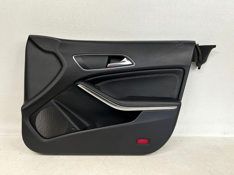 ⭐14-19 MERCEDES CLA250 FRONT RIGHT PASS INTERIOR DOOR PANEL TRIM OEM LOT2739