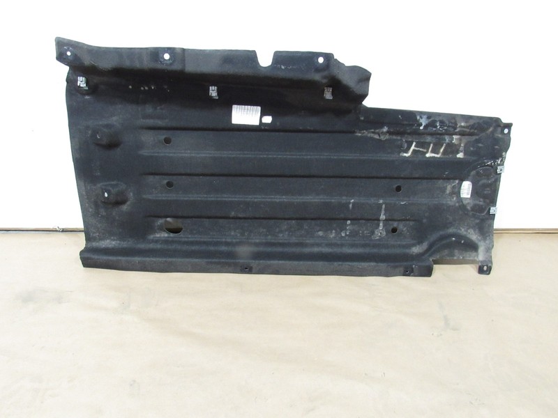 19-23 Porsche Macan 2023 Right Passenger Underbody Splash Shield Cover Guard ;:O