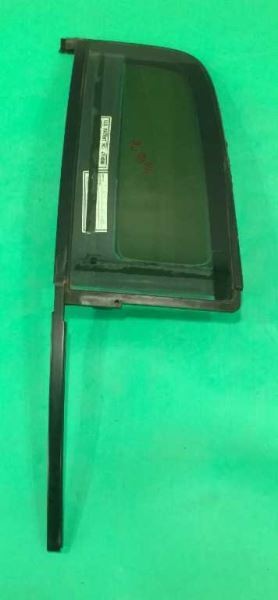 94 95 96 97 98 99 DEVILLE DRIVER LEFT REAR VENT GLASS OEM 3586-37