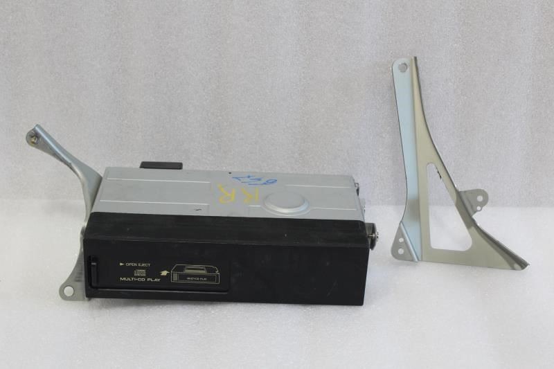 1999 LEXUS SC400 CD DISC CHANGER WITH MAGAZINE 86270-24080