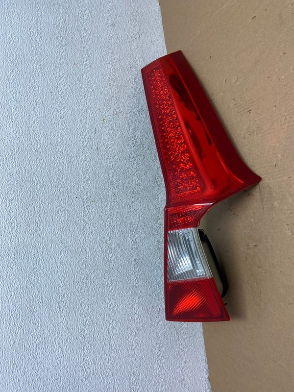 2008 to 2013 Volvo XC70 V70 Right Passenger Tail Light Upper Oem AD7903 LK