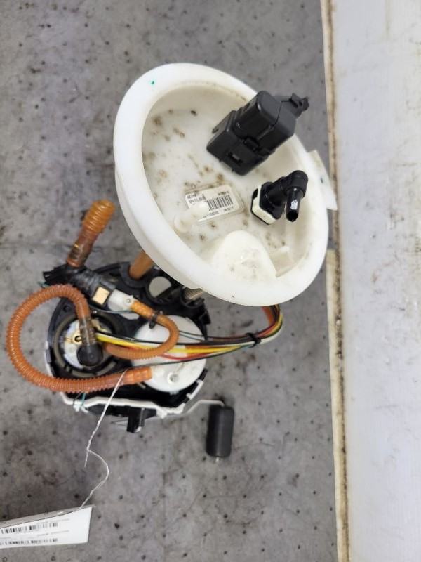 Fuel Pump Assembly Tank Mounted Fits 16-22 VOLVO XC90 1659106