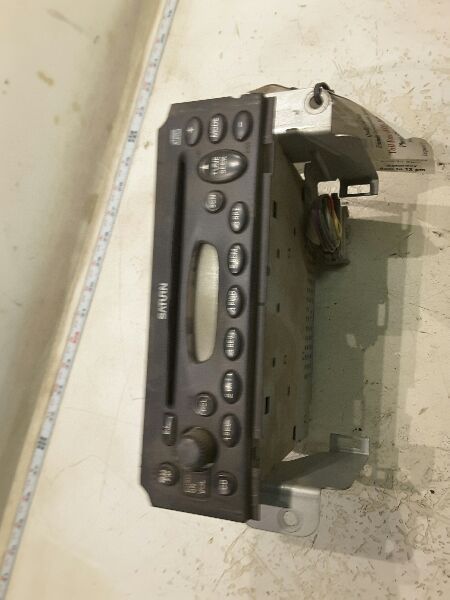 AUDIO EQUIPMENT AM-FM-CD PLAYER OPT U1C FITS 00-03 SATURN L SERIES 113921