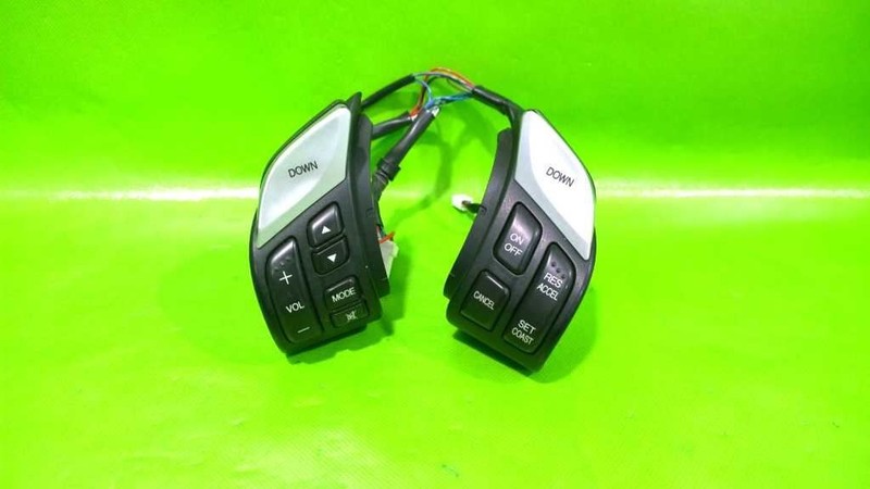 04-08 MAZDA RX8 CRUISE CONTROL WHEEL SWITCH OEM 4218-6