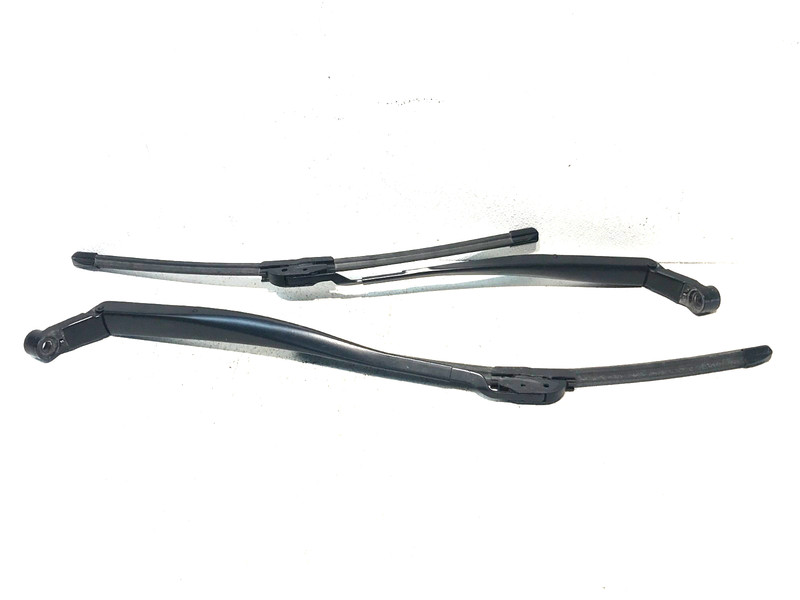 10-15 LEXUS IS250 IS250C CONVERTIBLE FRONT WINDSHIELD WIPER ARM SET OEM
