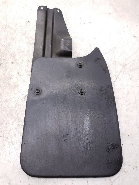 1999 TOYOTA TACOMA SR5 EXTENDED CAB PASSENGER SIDE FRONT MUD GUARD