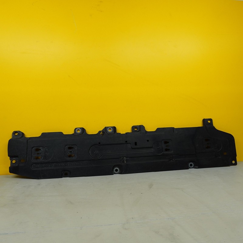 2020-2024 VOLVO XC90 Front Right Underbody Splash Shield Guard Oem 32260495
