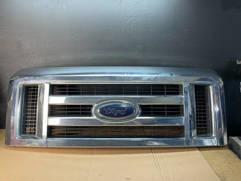 2008 to 2014 Ford Econoline E150 E250 Front Upper Chrome Grill Grille ad8335 DG