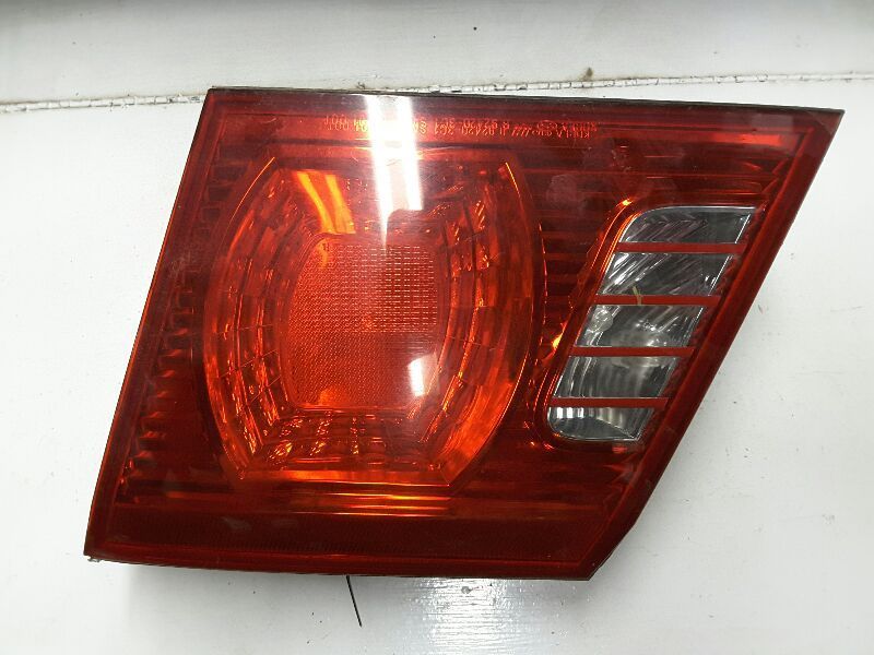 03 04 05 06 KIA OPTIMA R. TAIL LIGHT VIN D 5TH DIGIT US CANADA MKT LID MTD 84526