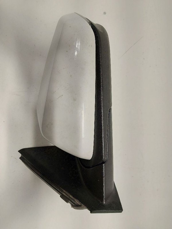 2018-2021 GMC Terrain Driver Side View Mirror w/o Blind Spot Alert w/Turn Signal