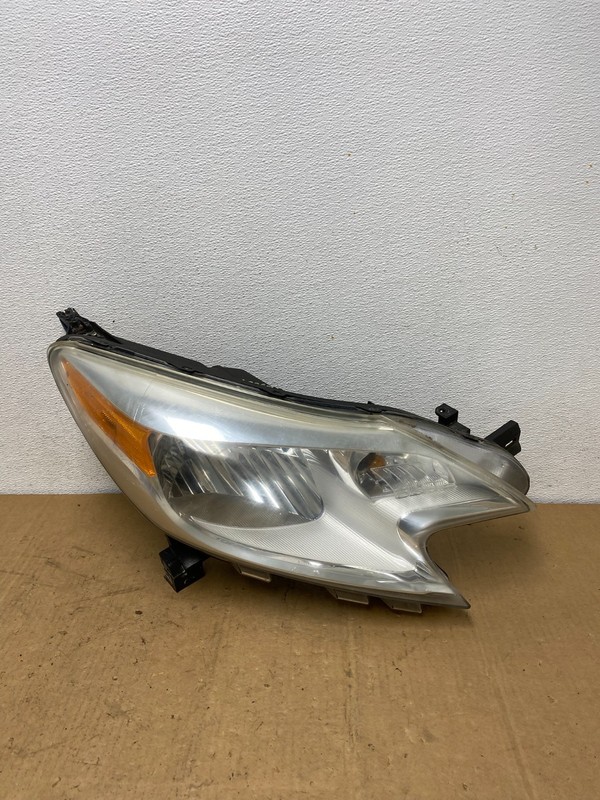 2014 2015 2016 Nissan Versa Note Right Passenger RH Side Headlight AC8659 DW