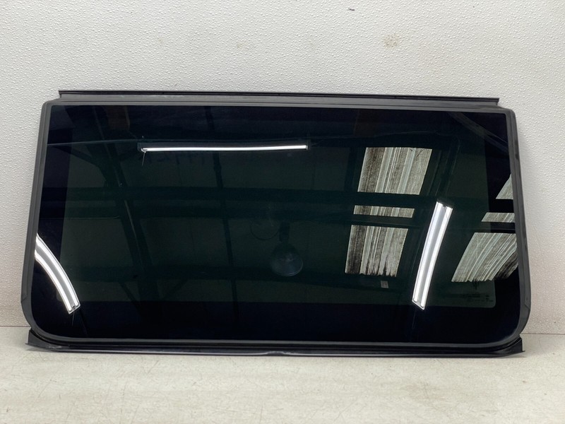 2017 2018 Maserati Levante Rear Panoramic Sunroof Window Glass Panel 1442 OEM