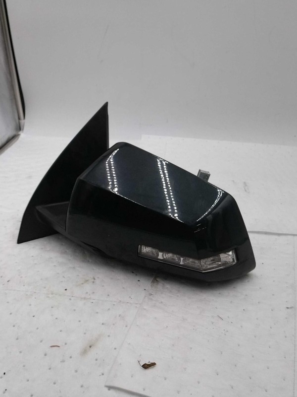 Used Left Door Mirror fits: 2011 Gmc Acadia Power power folding opt DNP Left Gra