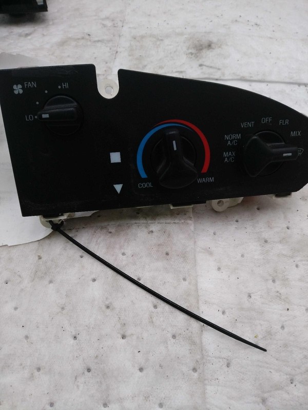 2011 Ford E250 Van A/C Selector Switch OEM Used 183K Miles NJ25-23476-595500