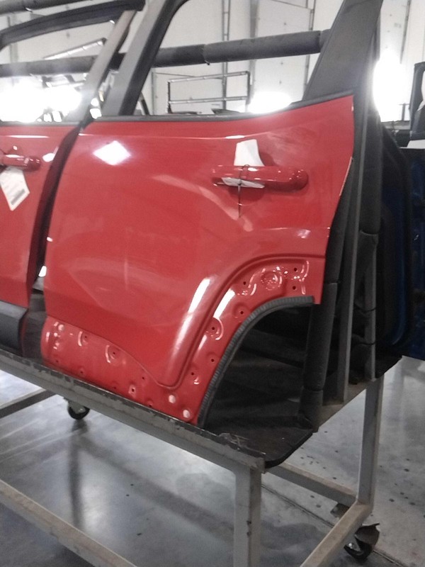 2017 Jeep Renegade Left Rear Door Red Used 295404 103k Miles