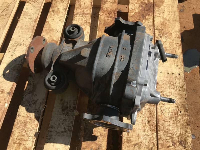 11-13 INFINITI QX56 REAR DIFFERENTIAL CARRIER ASSEMBLY 2.937 RATIO 138K MILES