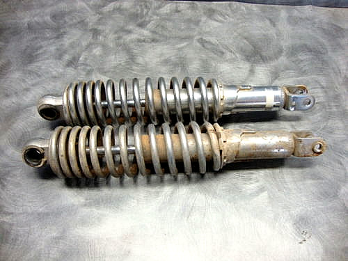 1980 Honda CM400T Rear Shocks Suspension Right Left Spring 80 CM400 CM 400 T H3