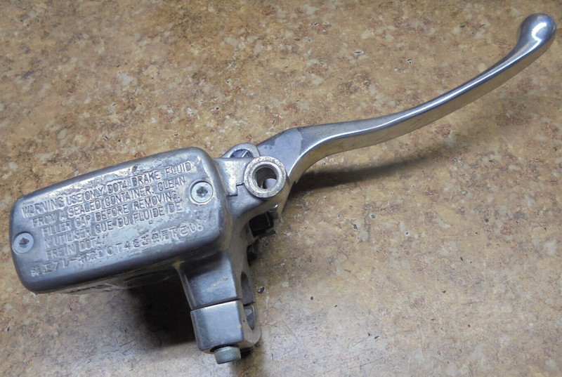 2003 Honda Shadow VT1100C VT 1100 VT1100 C Right Brake Lever Master Cylinder 03