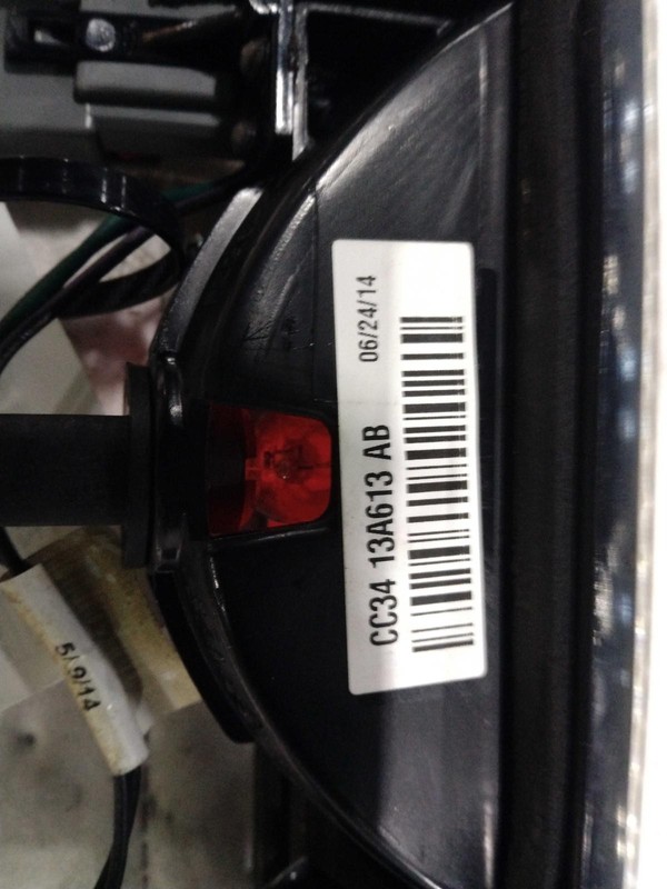 Used Center High Mount Stop Light fits: 2015 Ford F250SD PICKUPGrade C