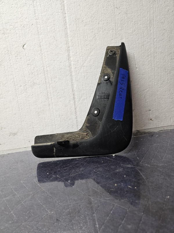 NISSAN MURANO REAR RIGHT QUARTER MUD GUARD FLAP SPLASH SHIELD OEM 2015 - 2024