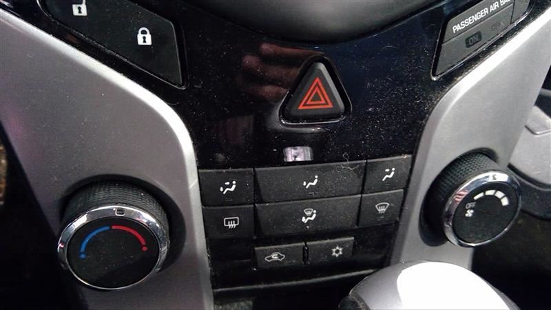 Temperature Control Without Heated Seat ID 95017054 Fits 11-12 CRUZE 3252396