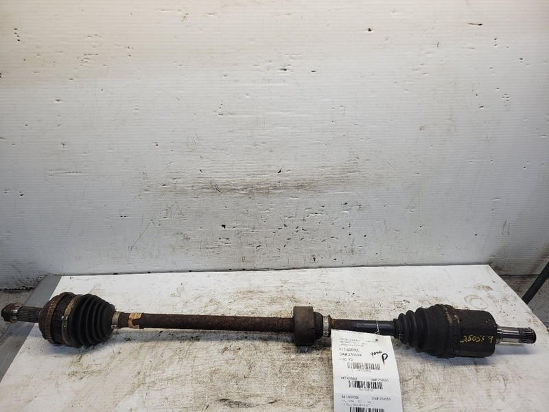 Driver Axle Shaft Front Axle 1.7L SOHC Coupe Base Fits 01-05 CIVIC 1724543