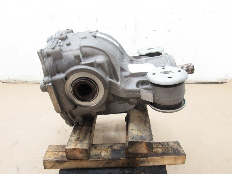 Lincoln Aviator 2021 3.0L RWD Rear Differential Axle Carrier 19-25 *