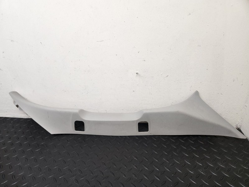 05-08 Ford E450SD Front Right Pillar Trim Panel Gray OEM 6C2Z-1503598-AB