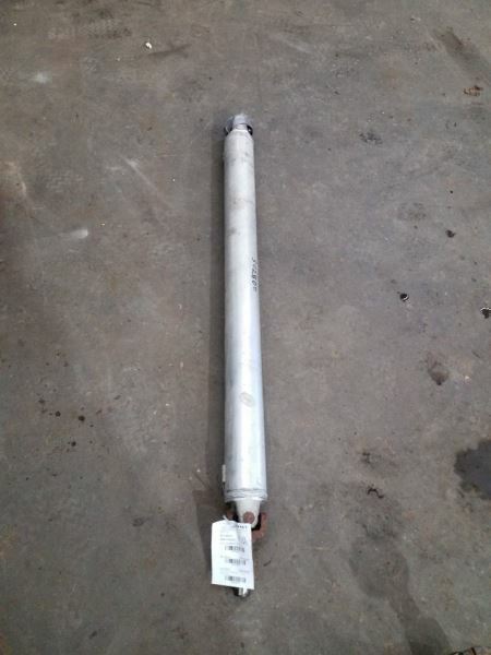 Rear Drive Shaft 2WD 4.2L 17" Wheel Fits 02-09 ENVOY 245487