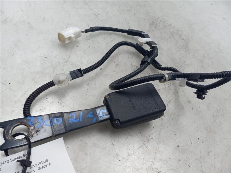 Seat Belt Front Bucket Prius C VIN B3 Driver Buckle Fits 12-19 PRIUS FF28